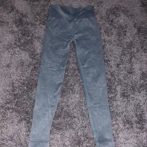 Blue leggings, fit like an XS, brand new without tags
